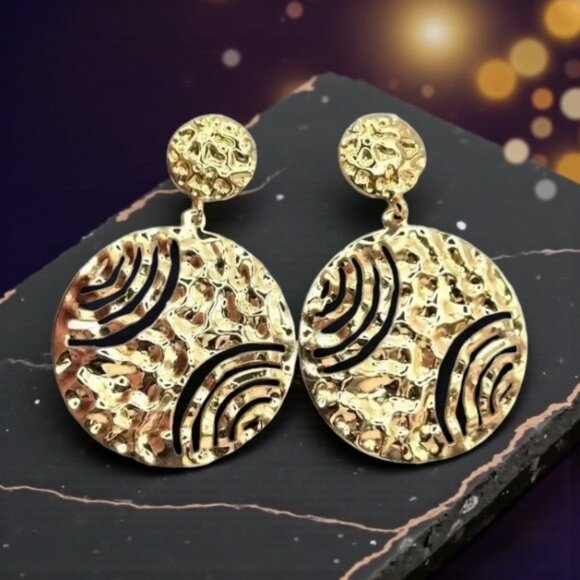 ๐๏ธModern Textured Round Statement Earrings Gold Plated Alloy Bold Chic Designer - Picture 13 of 13